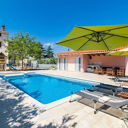 Apartment Anton, Фажана Экстерьер фото
