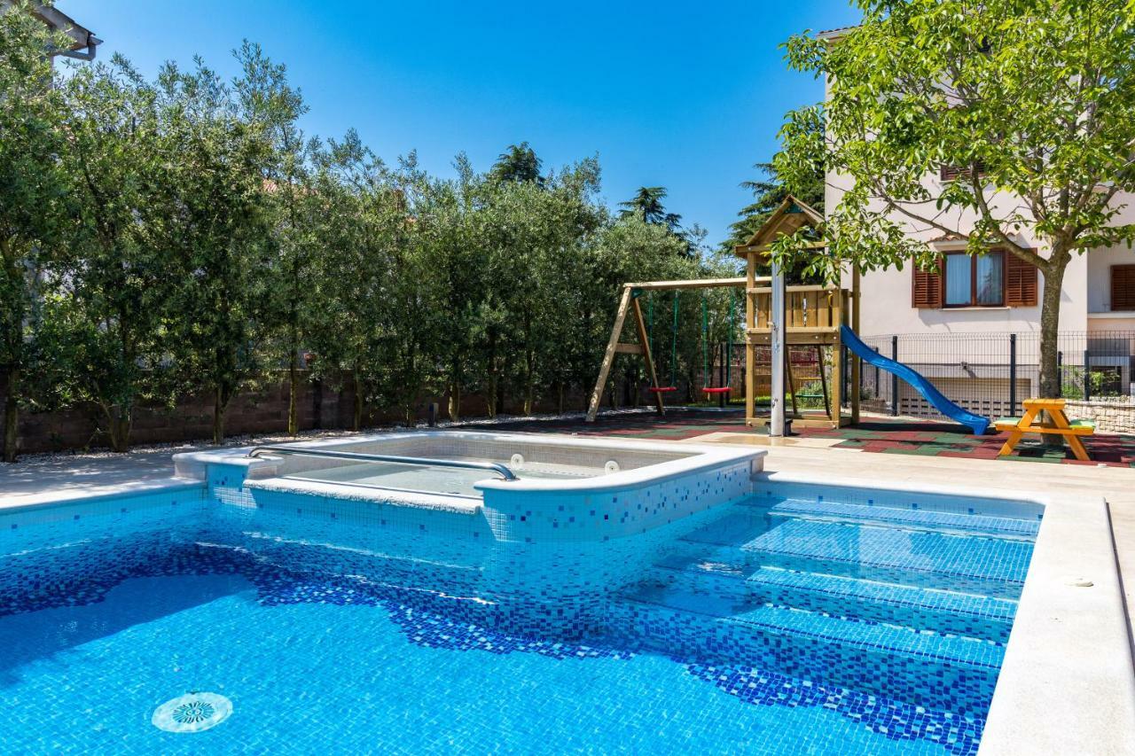 Apartment Anton, Фажана Экстерьер фото