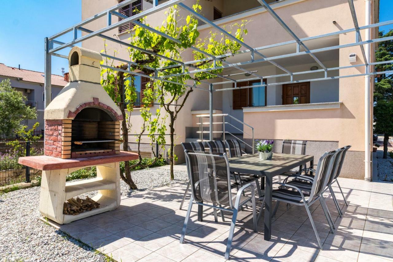 Apartment Anton, Фажана Экстерьер фото